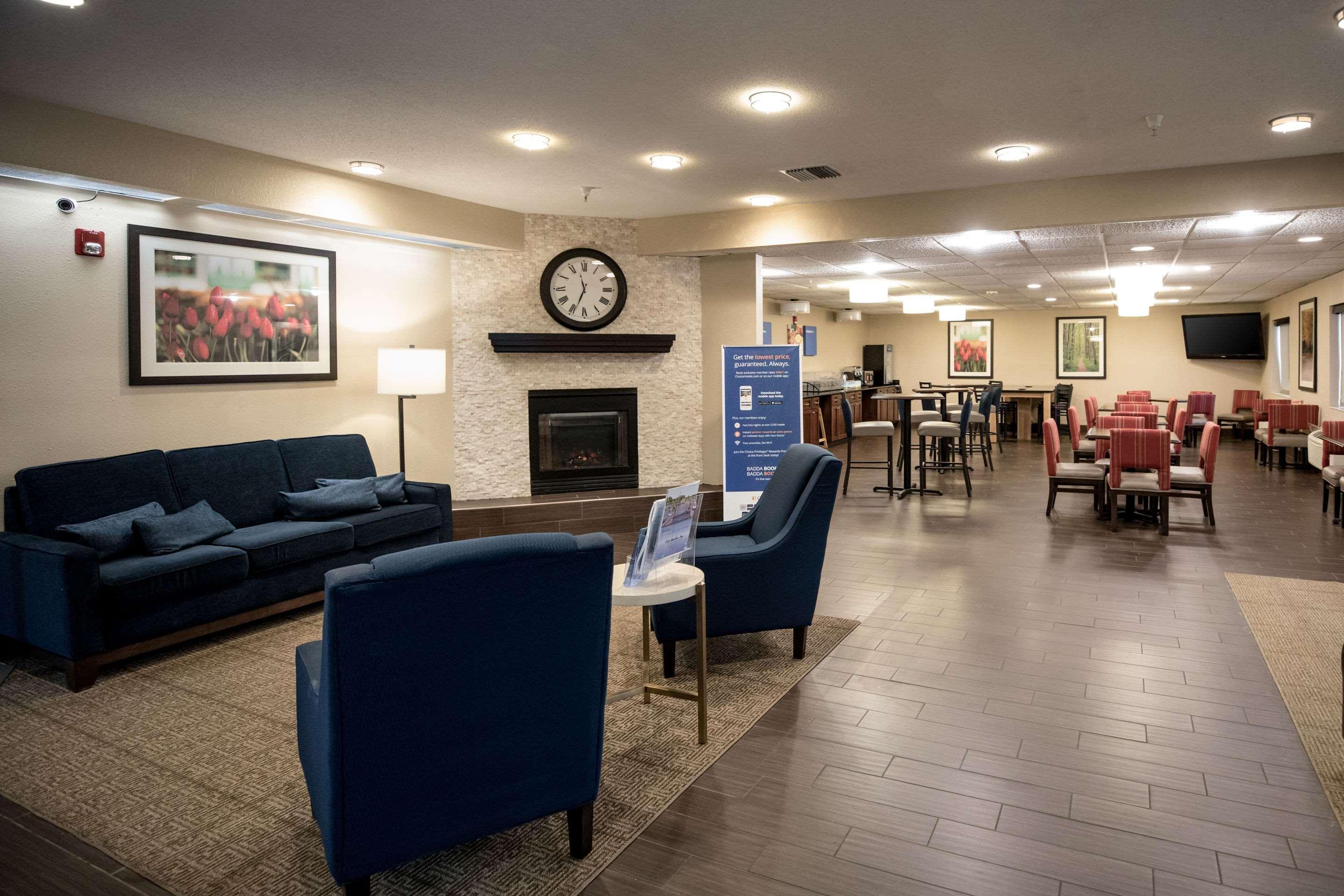 Comfort Inn & Suites Paw Paw Esterno foto